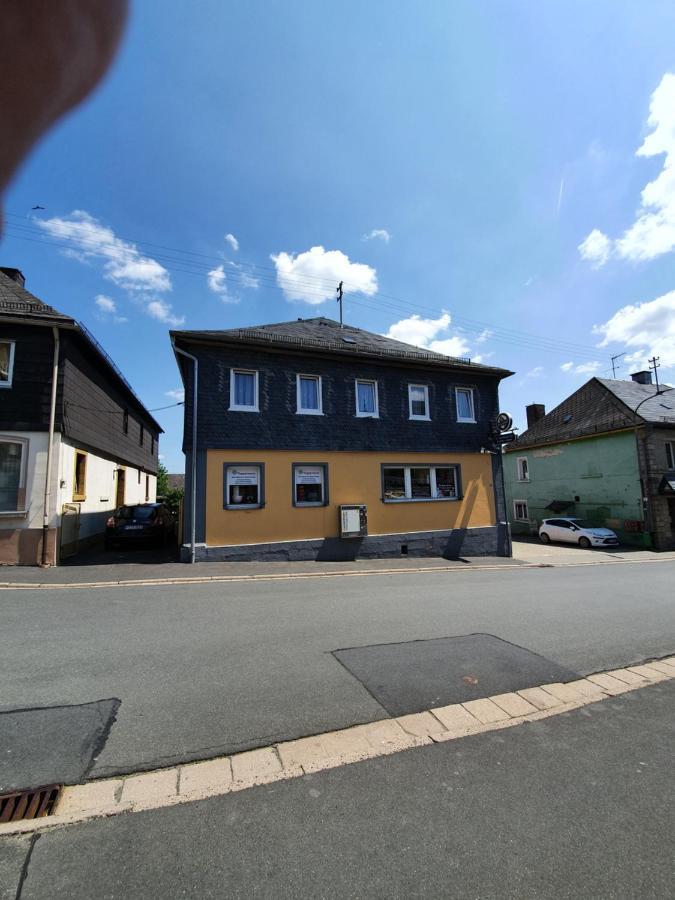 Gaestehaus Weisses Lamm - Monteurzimmer Nordhalben Экстерьер фото