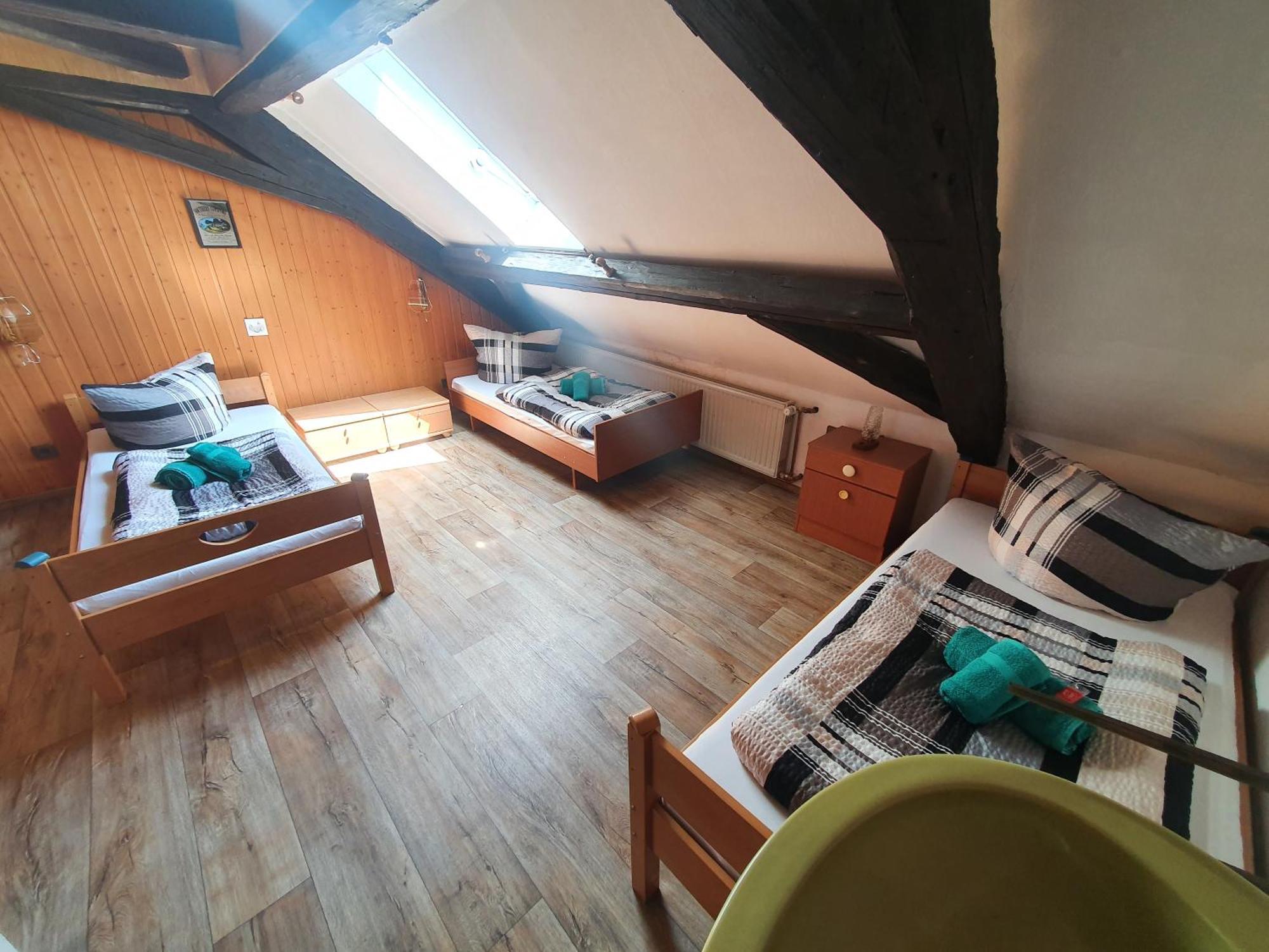 Gaestehaus Weisses Lamm - Monteurzimmer Nordhalben Экстерьер фото