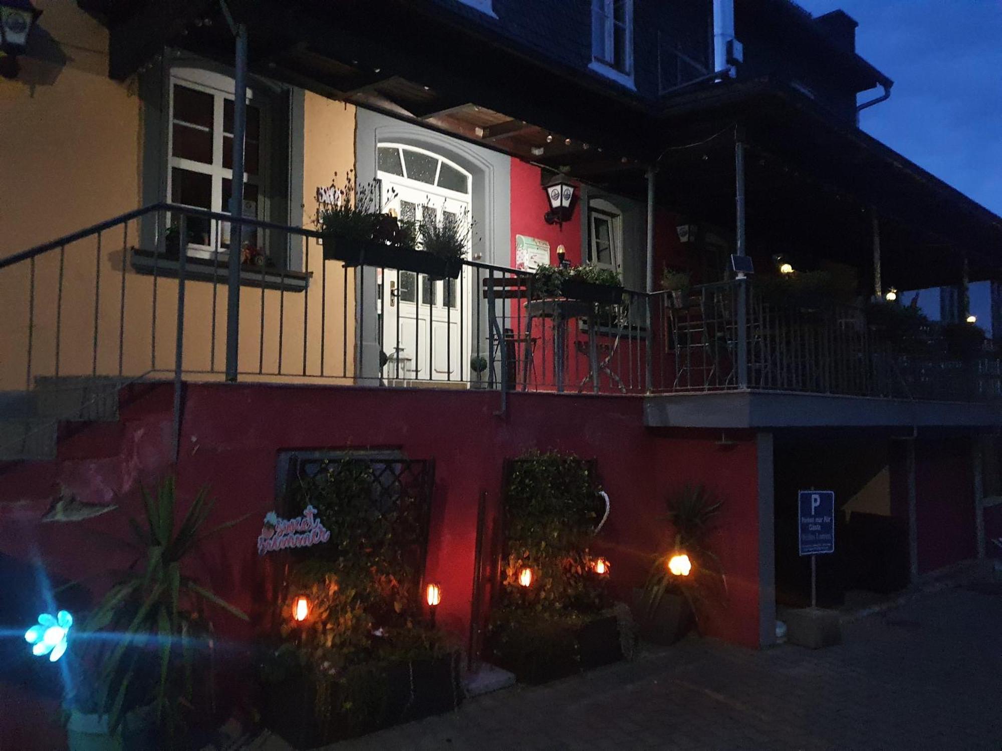 Gaestehaus Weisses Lamm - Monteurzimmer Nordhalben Экстерьер фото