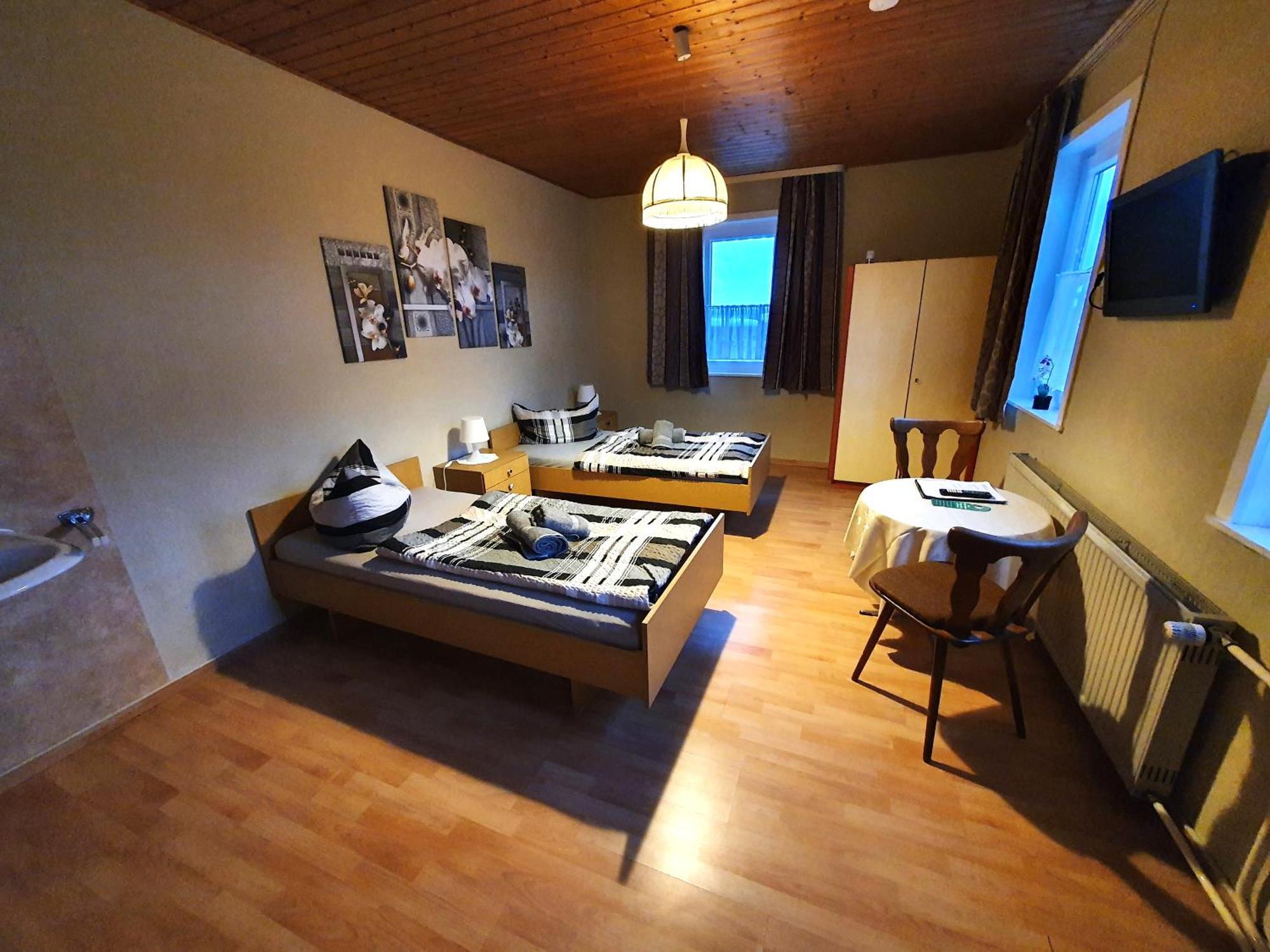 Gaestehaus Weisses Lamm - Monteurzimmer Nordhalben Экстерьер фото